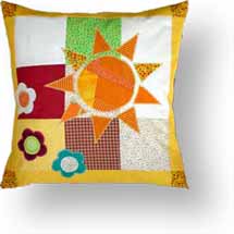 Quilt Patchwork Kinderkissen Ritter mit lieber Sonne 1